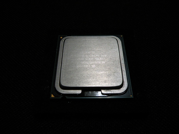 Intel Core2 Duo-E4400