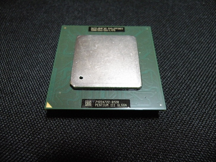Intel Pentium III 1.2G