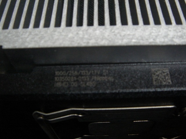 Intel Pentium III 1GHz (SL4BS)