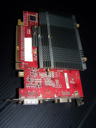 ATI Radeon X700Pro（256MB）-裏面