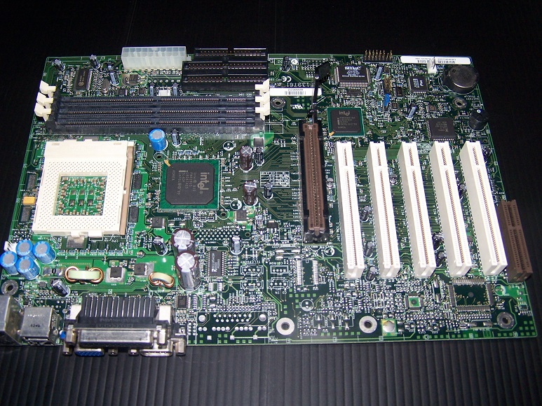 E139761 Intel  Gateway Motherboard