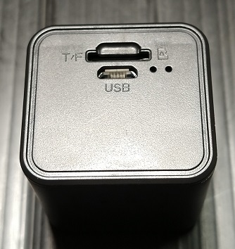 Rosdeca 小型wifi防犯カメラ（SDカードとUSB端子）