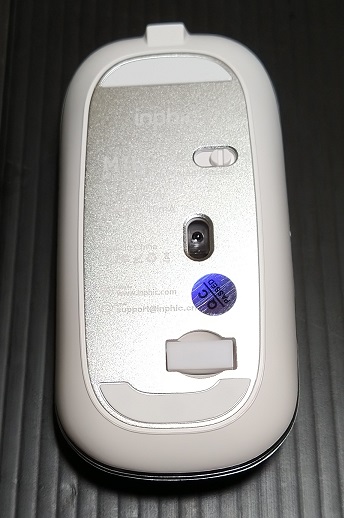 INPHIC 2.4GHz無線マウス 静音 軽量 USB充電式 光学式 高感度 3DPIモード（マウ底面）