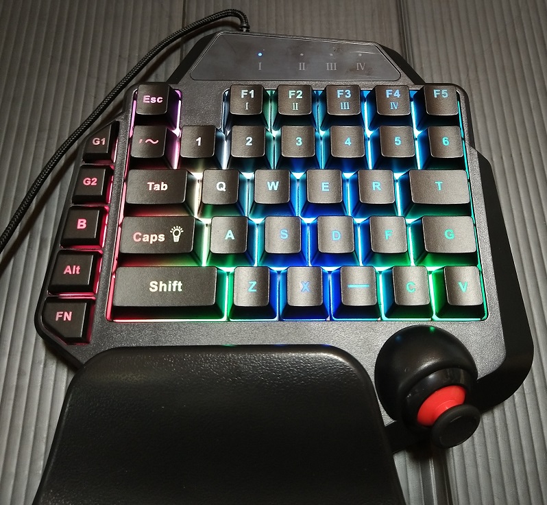 DarkWalker FO221 左手キーパッド ゲーミングキーボード（LED点灯）