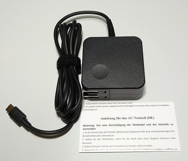 45W USB-C充電器 ACアダプター PD対応 20V 2.25A ノートPC充電器 折畳みACプラグ