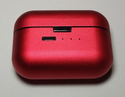 Eono(イオーノ) Bluetoothイヤホン IPX7防水仕様 USB-C急速充電対応(赤)（ケースの充電端子側）