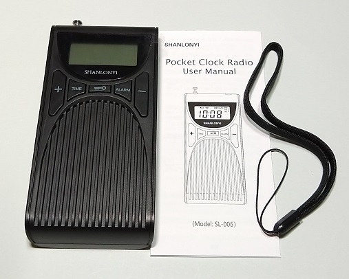 SHANLONYI ポータブルラジオ FMAMワイドFM対応 乾電池式 時計 目覚まし時計付き（本体と添付品）