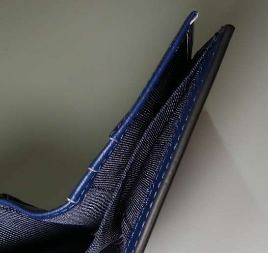 GRAV ミニ財布 二つ折り グラデーション レザー本革 (ブルー)（札入れ部分）