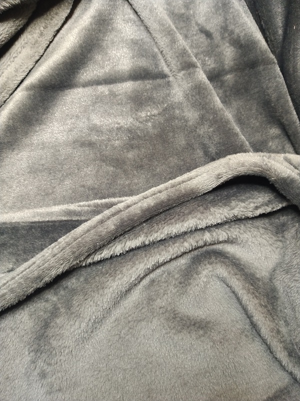 Umi(ウミ) フランネル 毛布 ブランケット シングル 寝具 軽量 丸洗い可能 グレー (グレー, 150 x 200 cm)