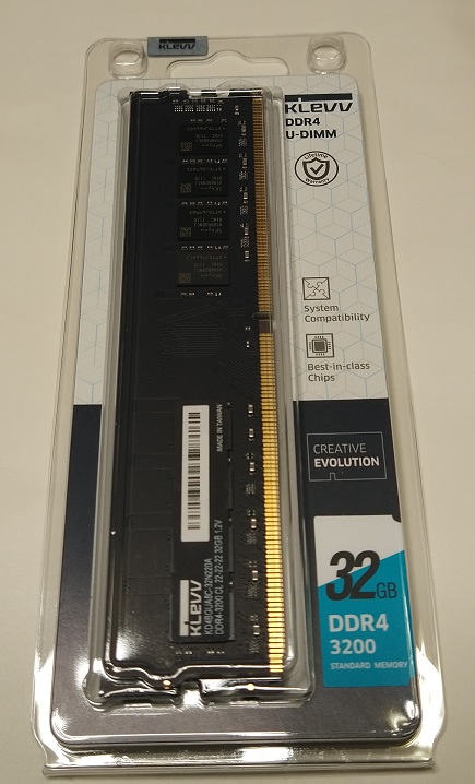 KLEVV PC4-25600 DDR4 3200 32GB KD4BGUA8C-32N220A（パッケージ）