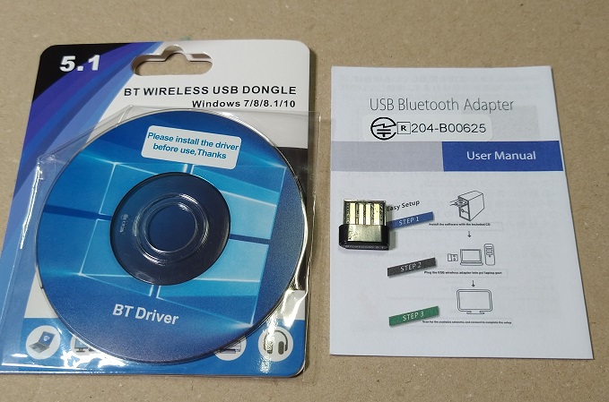 GUROYI Bluetooth 5.1 USBアダプタ 超小型（本体と添付品）