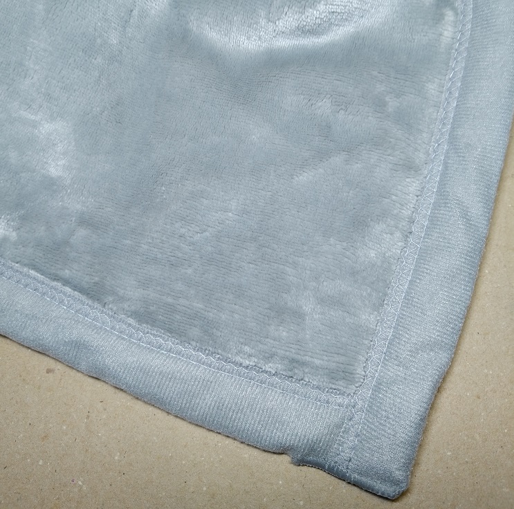Mensu シンサレート 毛布 シングル 厚手 3Mシンサレート全面使用 グレー 140×200cm