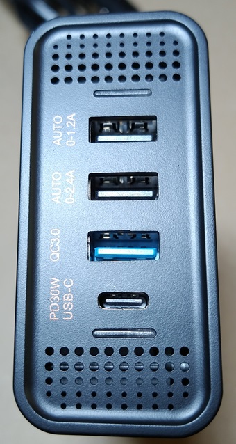 LST インバーター 200W カーインバーター（USB端子）